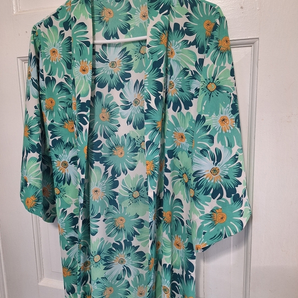Lulu's Green Floral Kimono Robe Duster Coverup, Sz S - Picture 2 of 7